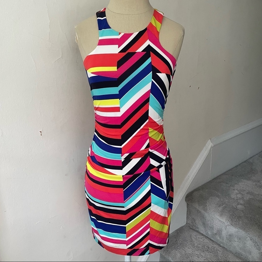 Trina Turk Amaya Multicolor Colorful Chevron Geo Print Bodycon Mini Dress EUC XS